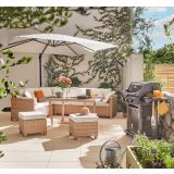 GARNITURA UMETNI RATAN NATERIAL KOTNA ALU, 2 TAB. + JED.MIZA