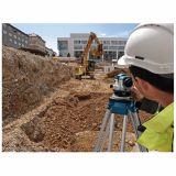 OPTIČNI NIVELIR BOSCH GOL 26 D PROFESSIONAL S STOJALOM BT 160 IN MERILNO LETVIJO GR 500