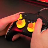 IGRALNI PLOŠČEK THRUSTMASTER GUMBI ZAESWAP LED ORANGE CRYSTAL PACK EMEA