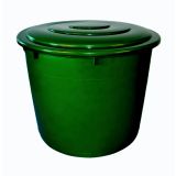 ZBIRALNIK VODE KAD ZA DEŽEVNICO 500 L S PIPO IN POKROVOM