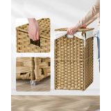 KOŠ ZA PERILO SONGMICS RATAN 90L NARAVNA