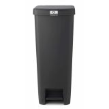 KOŠ ZA SMETI BRABANTIA STEPUP 40 L TEMNO SIV