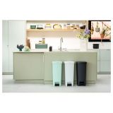 KOŠ ZA SMETI BRABANTIA STEPUP 40 L TEMNO SIV