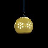 OKRASEK ZA JELKO GLOSSTYLE KROGLA BELA FI 7 CM Z LED LUČKO IZ PORCELANA