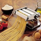 KUHINJSKI PRIPOMOČEK STROJČEK ZA REZANCE IMPERIA NEW 150