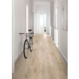 LAMINAT, 10MM, 32. RAZRED EGGER HOME LAUSANNE HRAST SVETEL SREDNJI