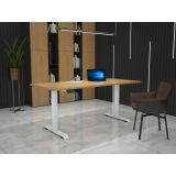 DVIŽNA MIZA MS VISCOM S PLOŠČO V DEKORJU EGGER CORBRIDGE HRAST - 1600 X 800 MM, BELO PODNOŽJE