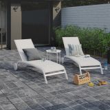 LEŽALNIK IZ TEKSTILENA NATERIAL LYRA II S KOLESI BEL ALU, TEKSTILEN