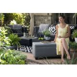 KETER OBLAZINJENA ZUNANJA KLOP S PROSTOROM ZA SHRANJEVANJE