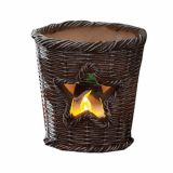 NOVOLETNI SVEČNIK STAR LED SVEČNIK PLETENI 10X10 CM BELI ALI RAJAVI