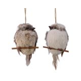 OKRASEK ZA JELKO DECORIS PTIČ NA VEJI SORT