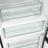 HLADILNIK IN ZAMRZOVALNIK GORENJE ONRK619EBK