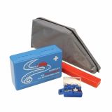 OPREMA ZA VOZILA SET OBVEZNE OPREME ZA V AVTO, S SETOM ŽARNIC H7