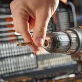 ORODJE ZA MEHANIKE VONHAUS SET SVEDROV IN NASTAVKOV 246 DELNI