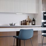 PODELEM. STENSKA SVETILKA RABALUX RAKAR SENZOR 3W V31CM SREBRNA