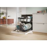 POMIVALNI STROJ CANDY CF5C6F0W