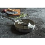 PONEV FISKARS SAUTE GLOBOKA 26 CM S POKROVKO NORDEN STEEL