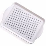 SERVIRNI PLADENJ PRAVOKOTEN BARVNI PIKE 44X29 CM