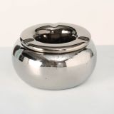 PEPELNIK, KERAMIČNI, SREBRNE BARVE