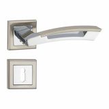 KLJUKA ZA VRATA MQ ULA Z ROZETO KVADRAT KLJUČ/CILIND. SN/PC B