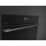 VGRADNA PARNA PEČICA HISENSE BAS614A8B