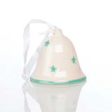 OKRASEK ZA JELKO GLOSSTYLE ZVONEC KERAMIČNI 5 CM BEŽ Z ZELENIM DEKORJEM