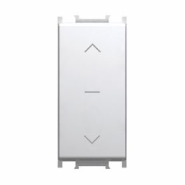 www.merkur.si