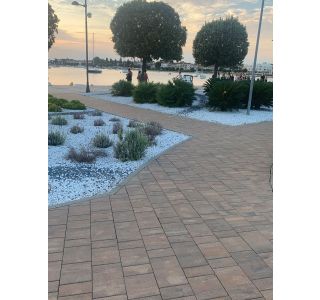 BETONSKI TLAKOVEC OBLAK GROUP MIX 32 TERRA VULCANO PEŠČENA,ČRNA,OKER CAPRI