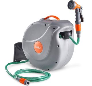 GARNITURA ZA ZALIVANJE VONHAUS 30M STENSKI NOSILEC ZA CEV