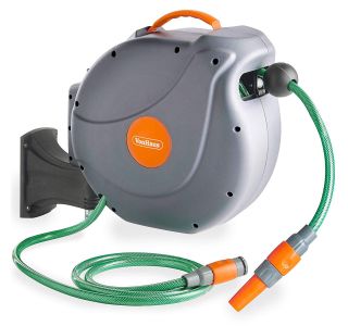 GARNITURA ZA ZALIVANJE VONHAUS STENSKI NOSILEC ZA CEV ROLL-UP 20M GARNITURA ZA ZALIVANJE VONHAUS STENSKI NOSILEC ZA CEV ROLL-UP 20M