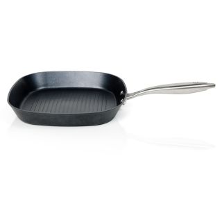 28 CM/2.4 L IGNIS GRIL 28 CM/2.4 L IGNIS GRIL