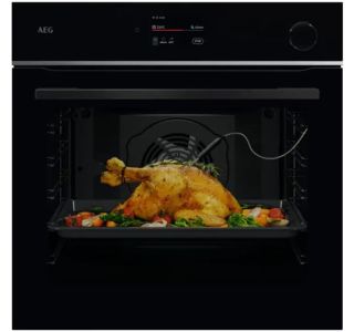 VGRADNA PEČICA AEG TR7PB731SB