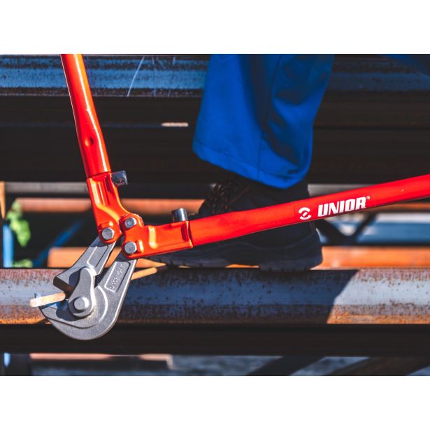 ŠČIPALKE ZA ŽELEZO UNIOR 1000 MM ENOSTRANSKE KOTNE ART. 596/3