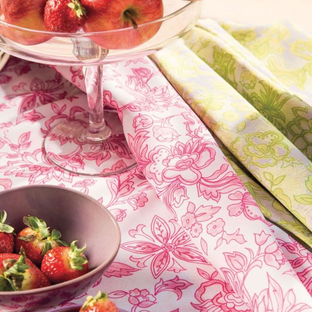 PRT 120X160 CM IMPREGNIRAN RAZLIČNI DEKORJI