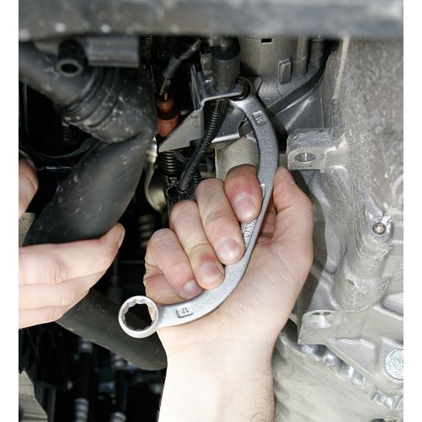 KLJUČ ZA ZAGANJAČ UNIOR 15X16 MM KROMIRAN-MAT ART. 200