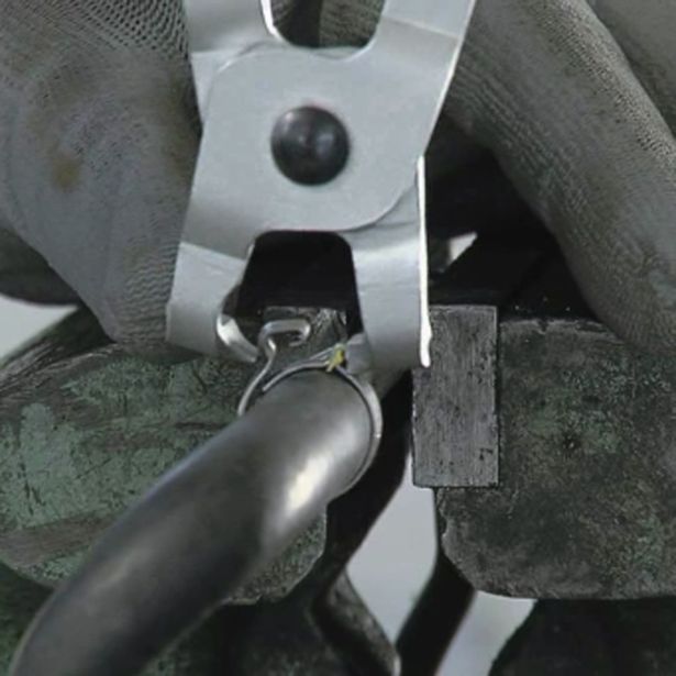 KLEŠČE ZA CEVNE OBJEMKE UNIOR 190 MM ZA CLICK OBJEMKE ART. 2080/2BI