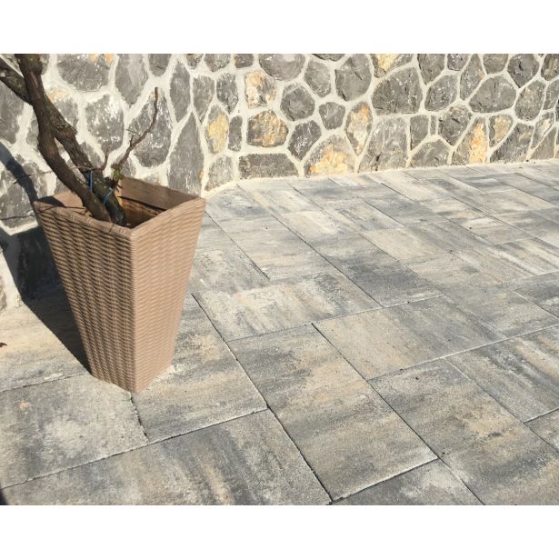 BETONSKA PLOŠČA OBLAK GROUP 30X60X5 CM MIX 115 ČRNA, PEŠČENA, BELA