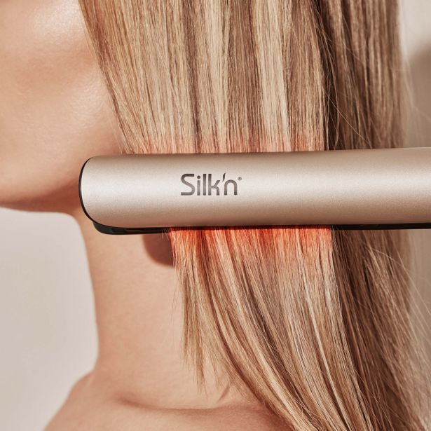 LIKALNIK ZA LASE SILK'N SILKYSTRAIGHT