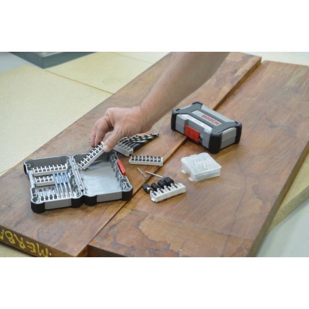 GRT VIJAČNIH NASTAVKOV BOSCH 7 DELNA PH+PZ+TORX 50 MM IMPACT CONTROL