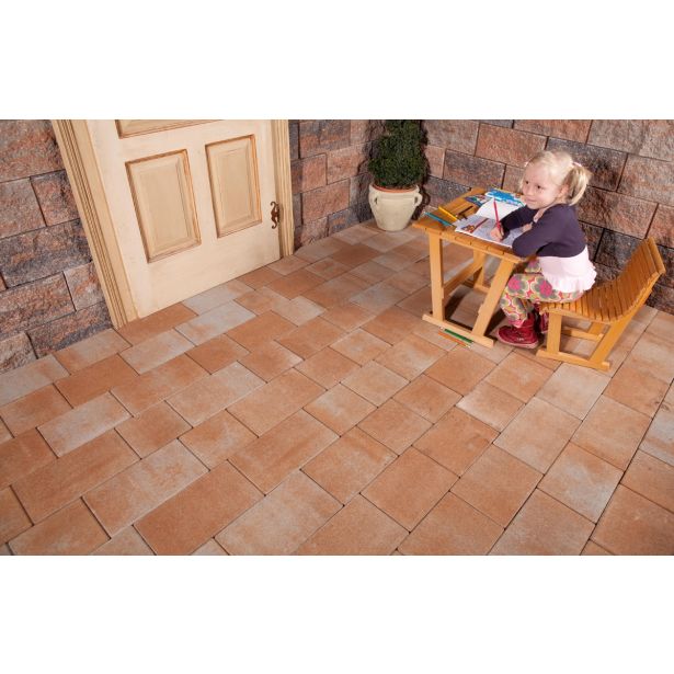 BETONSKI TLAKOVEC ZOBEC AERO MIX PEŠČENO-BELA