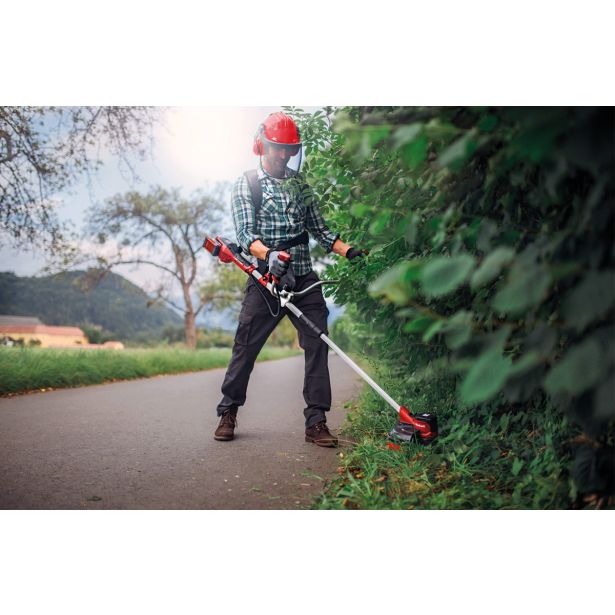 AKUML. KOSILNICA Z NITKO EINHELL AGILLO 2X3.0 AH KIT 2 X BATERIJA S POLNILCEM