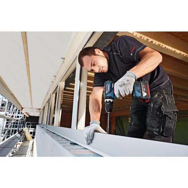 AKUMUL. UDARNI VRTALNIK BOSCH PROFESSIONAL GSB 18 V-EC