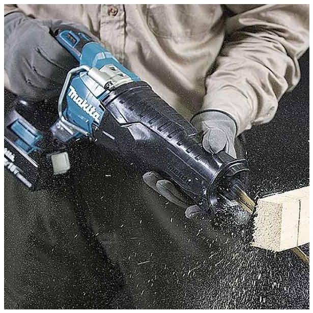 AKUMULATORSKA SABLJASTA ŽAGA MAKITA DJR187Z