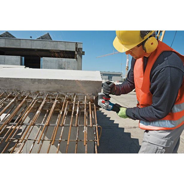 AKUMULATORSKI KOTNI BRUSILNIK BOSCH GWS 18V-10 C