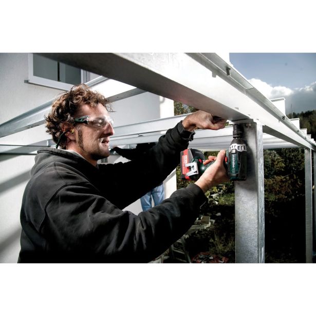 BATERIJSKI UDARNI VIJAČNIK METABO SSW 18 LTX 200