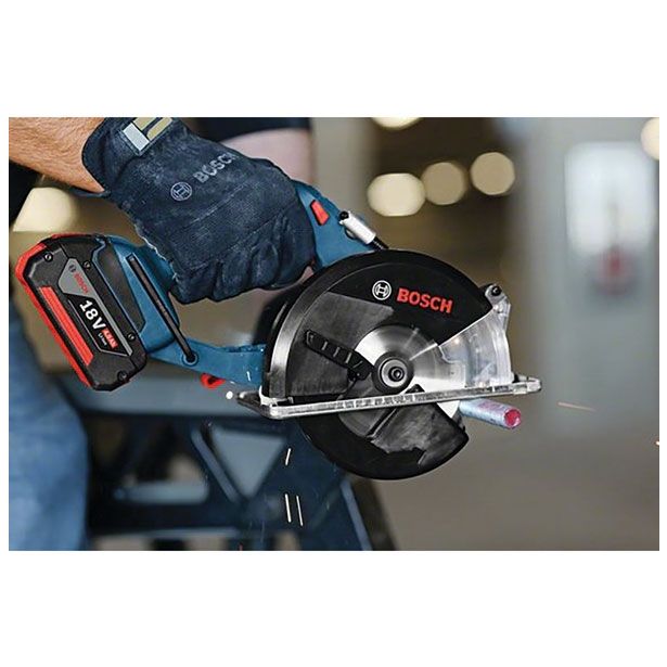 AKUMULATORSKA KROŽNA ŽAGA BOSCH GKM 18 V-LI PROFESSIONAL