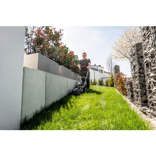 MATEBO AKUMULATORSKA KOSILNICA'