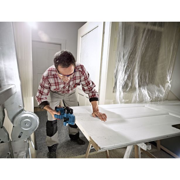 AKUMULATORSKI OBLIČ BOSCH GHO 18 V-LI