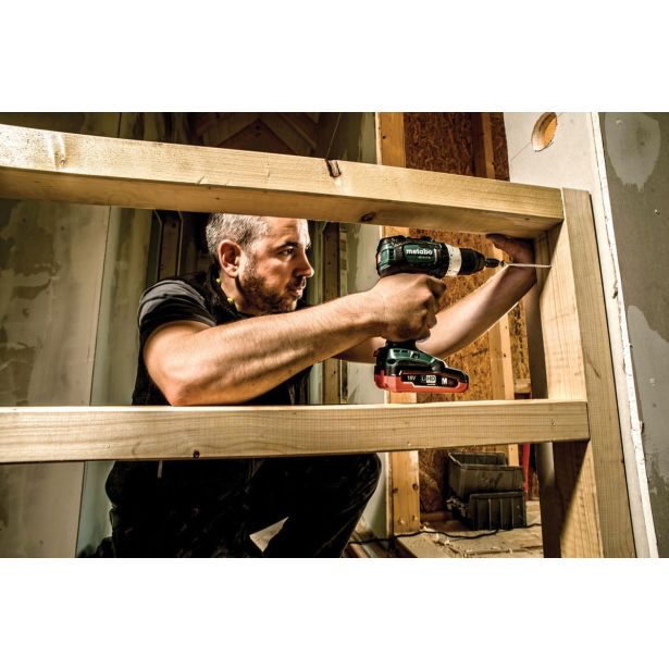 BATERIJSKI STROJI V KOMPLETU METABO COMBO SET 2.3.6 18 V BL LIHD (BS 18 LT BL + KHA 18 LTX BL 24 QUICK)