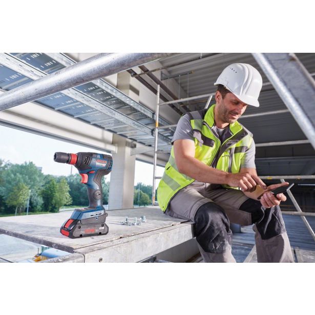 AKUMULATORSKI UDARNI VIJAČNIK GDX 18V-200 C V L-BOXXU 12.7 MM(1/2") IN 6.35 MM (1/4")